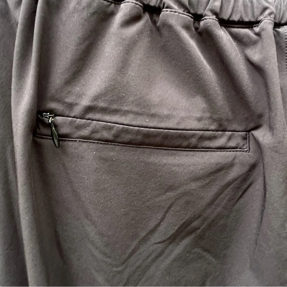 Lululemon &go Keepsake Jogger Pant Black Elastic Pleated Front Size 10